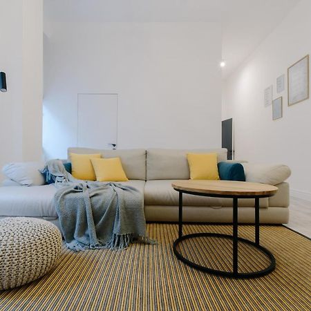 Apartment On Mikhalcuk Лвив Екстериор снимка
