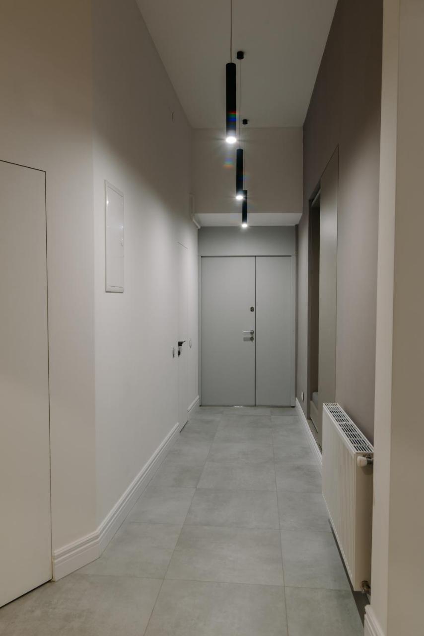Apartment On Mikhalcuk Лвив Екстериор снимка