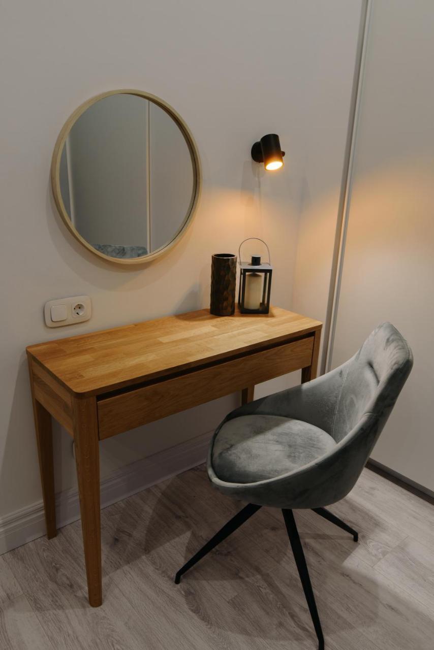 Apartment On Mikhalcuk Лвив Екстериор снимка